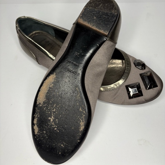 BURBERRY Jeweled Satin Ballet Flats Embellished Silver Gray Women's 36 US 5.5 /6 - Picture 5 of 6